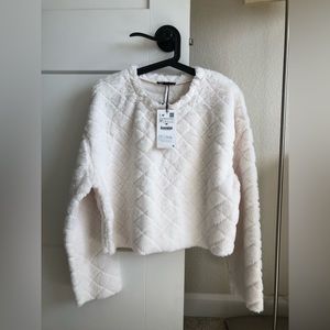 Zara faux fur sweatshirt